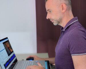 Johan Mounier, sous-titreur professionnel